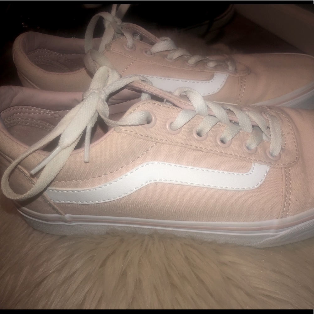 Adorable light pink vans